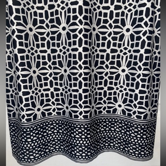 Tacera Women’s Midi Dress Plus Size 2X Black & White Abstract Notched V-… - Picture 5 of 16